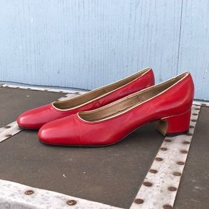 Vintage Flats